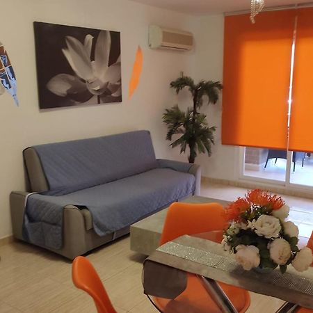 אורופסה דל מר Apartamentos Varios Con 2 Dorm En Marina Dor , La Playa De Amplaries 47 , Vista Lateral Al Mar מראה חיצוני תמונה