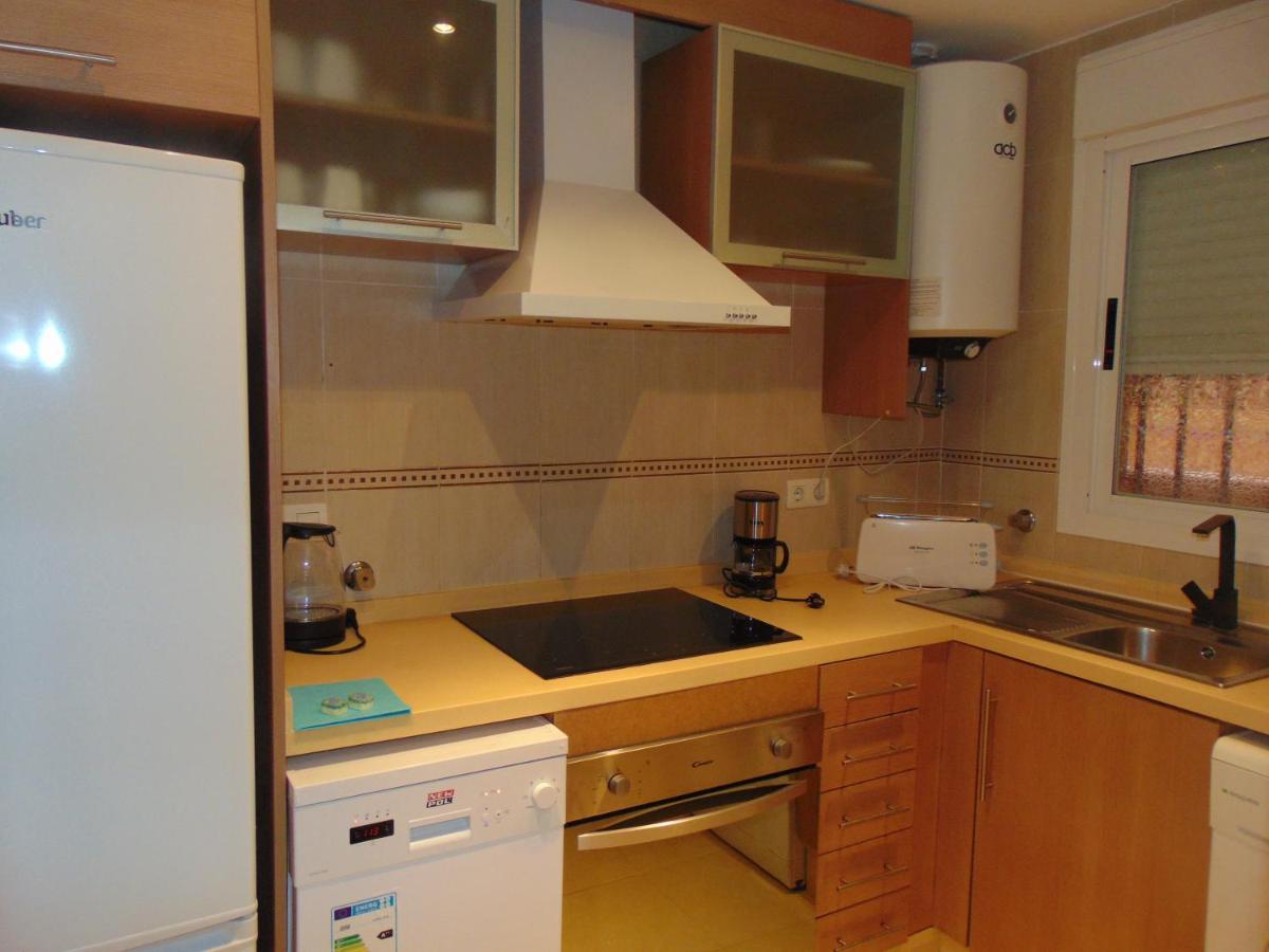 אורופסה דל מר Apartamentos Varios Con 2 Dorm En Marina Dor , La Playa De Amplaries 47 , Vista Lateral Al Mar מראה חיצוני תמונה