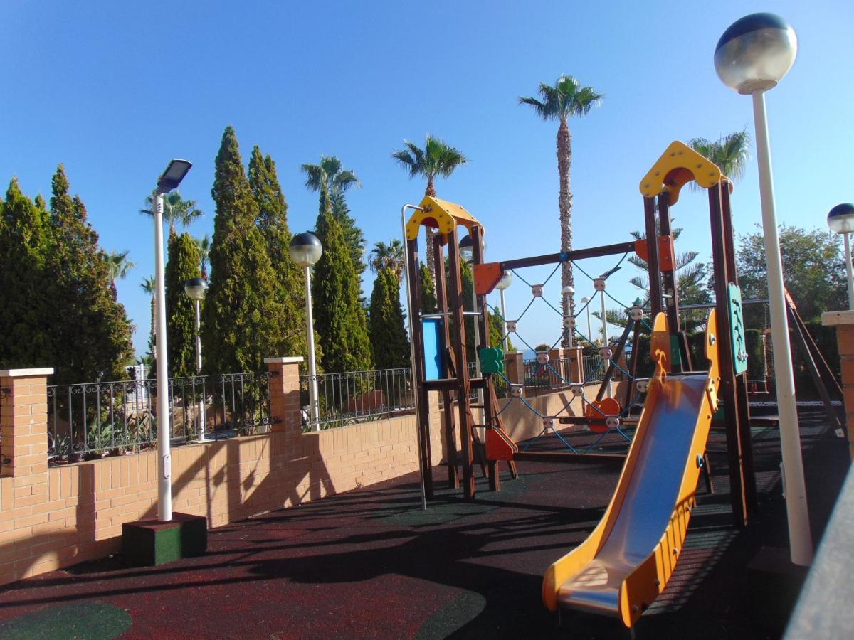 אורופסה דל מר Apartamentos Varios Con 2 Dorm En Marina Dor , La Playa De Amplaries 47 , Vista Lateral Al Mar מראה חיצוני תמונה