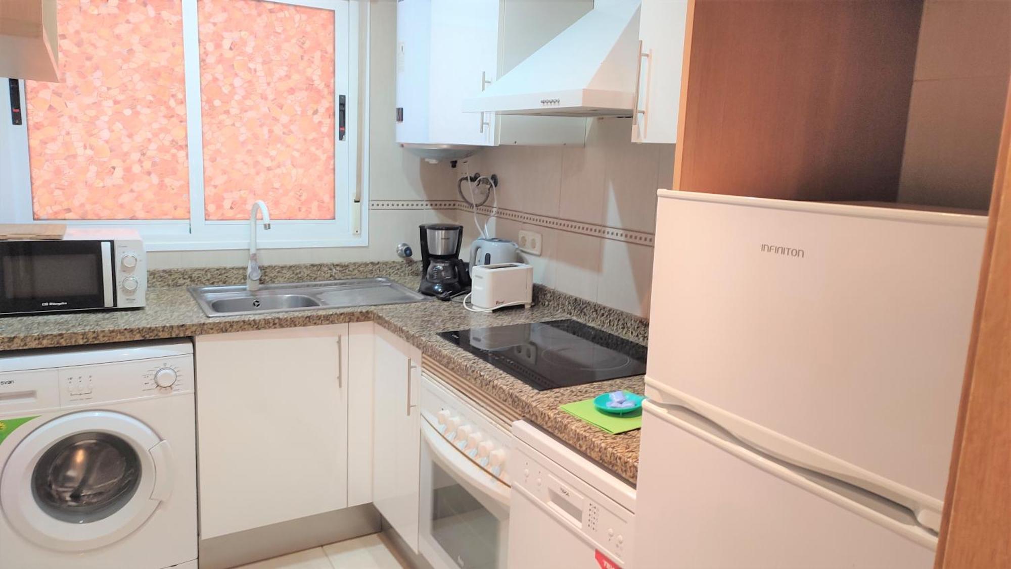 אורופסה דל מר Apartamentos Varios Con 2 Dorm En Marina Dor , La Playa De Amplaries 47 , Vista Lateral Al Mar מראה חיצוני תמונה