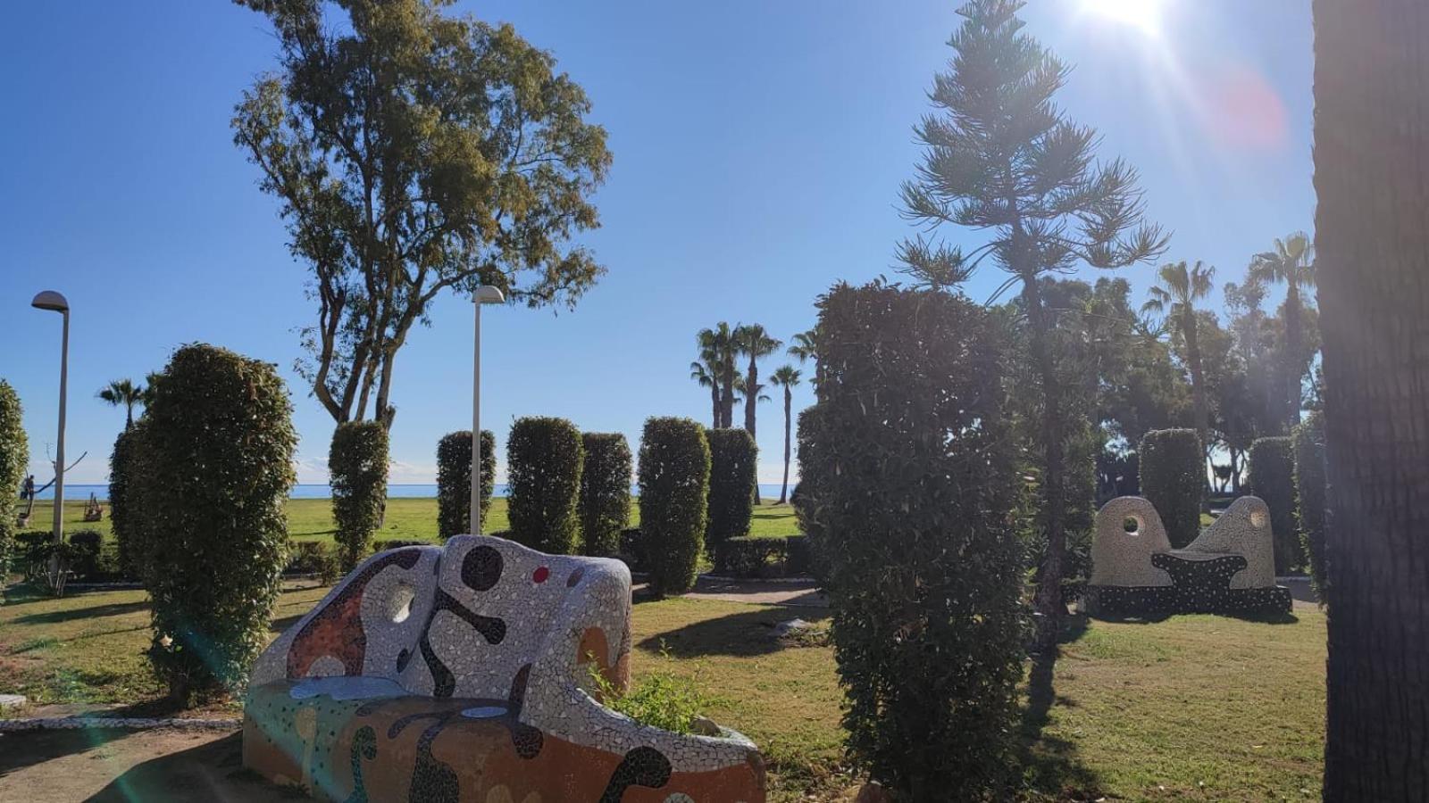 אורופסה דל מר Apartamentos Varios Con 2 Dorm En Marina Dor , La Playa De Amplaries 47 , Vista Lateral Al Mar מראה חיצוני תמונה