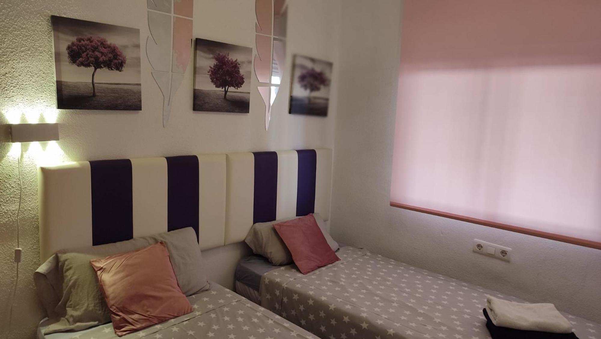 אורופסה דל מר Apartamentos Varios Con 2 Dorm En Marina Dor , La Playa De Amplaries 47 , Vista Lateral Al Mar מראה חיצוני תמונה