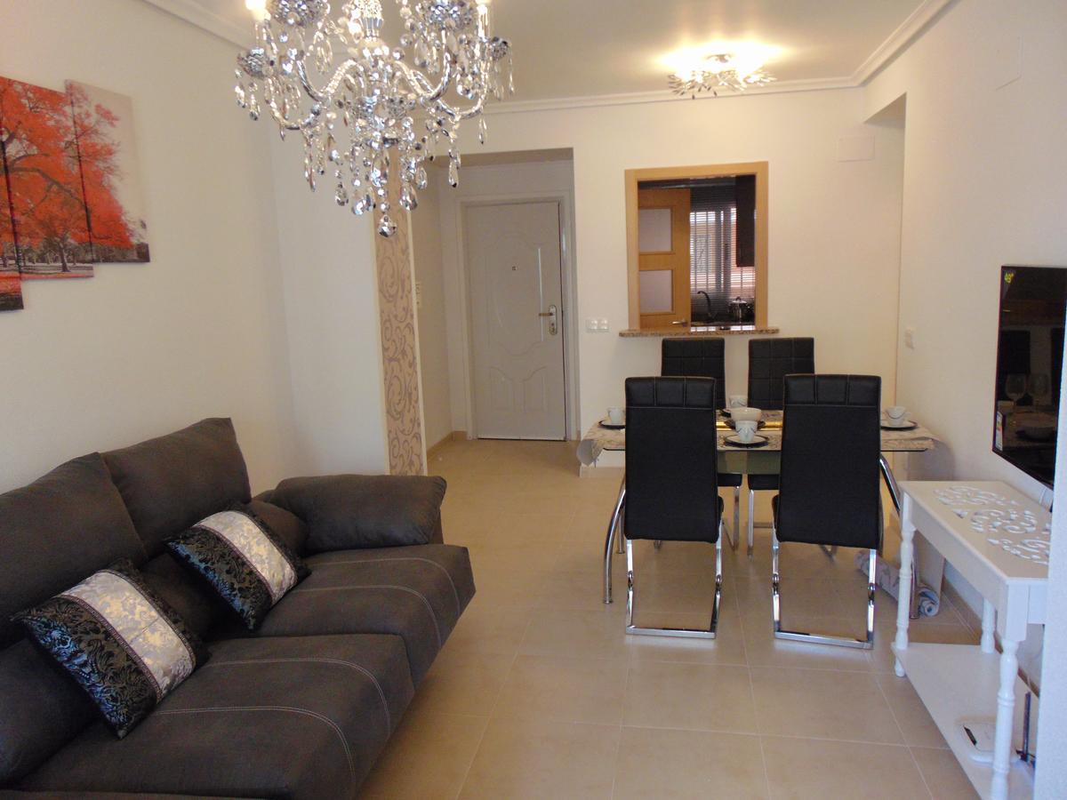 אורופסה דל מר Apartamentos Varios Con 2 Dorm En Marina Dor , La Playa De Amplaries 47 , Vista Lateral Al Mar מראה חיצוני תמונה