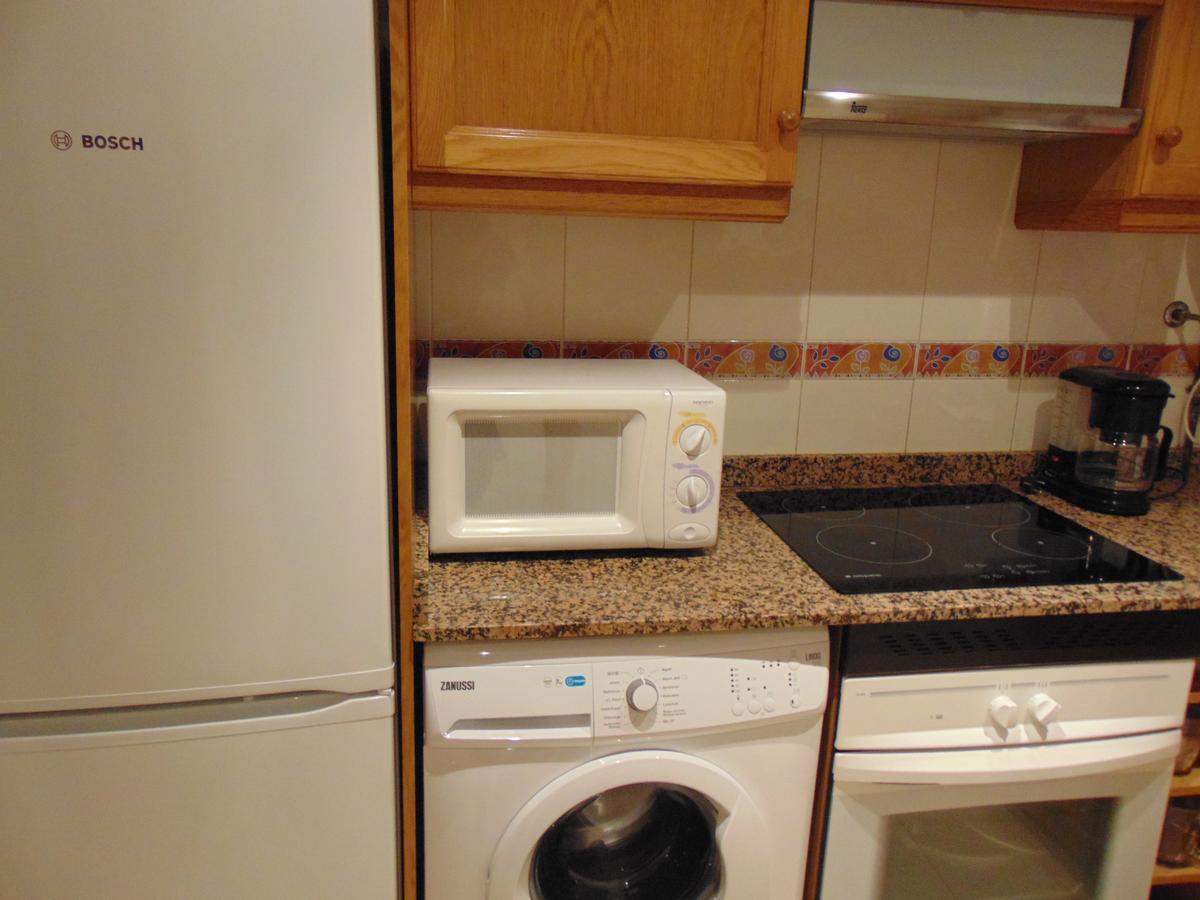 אורופסה דל מר Apartamentos Varios Con 2 Dorm En Marina Dor , La Playa De Amplaries 47 , Vista Lateral Al Mar מראה חיצוני תמונה