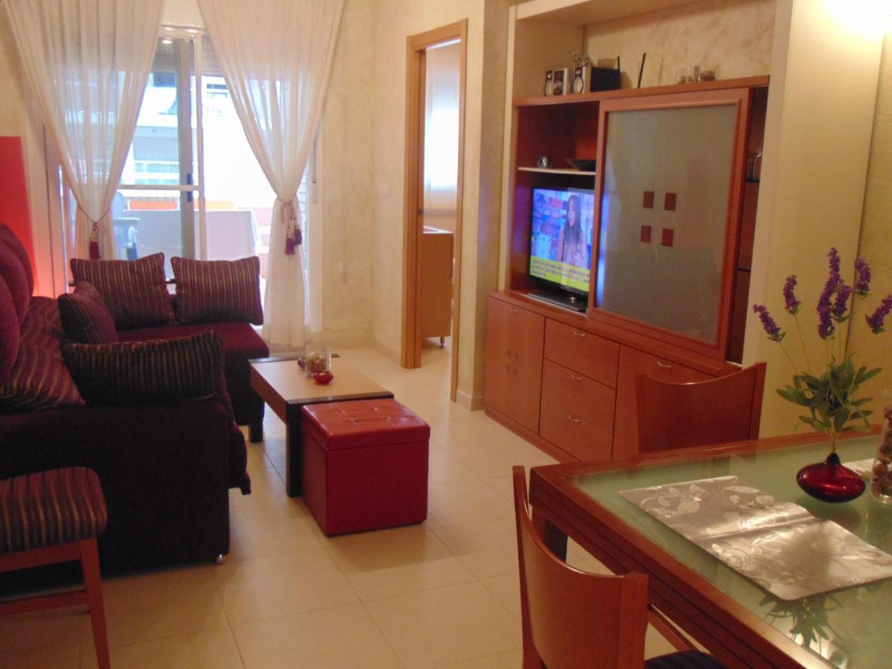 אורופסה דל מר Apartamentos Varios Con 2 Dorm En Marina Dor , La Playa De Amplaries 47 , Vista Lateral Al Mar מראה חיצוני תמונה